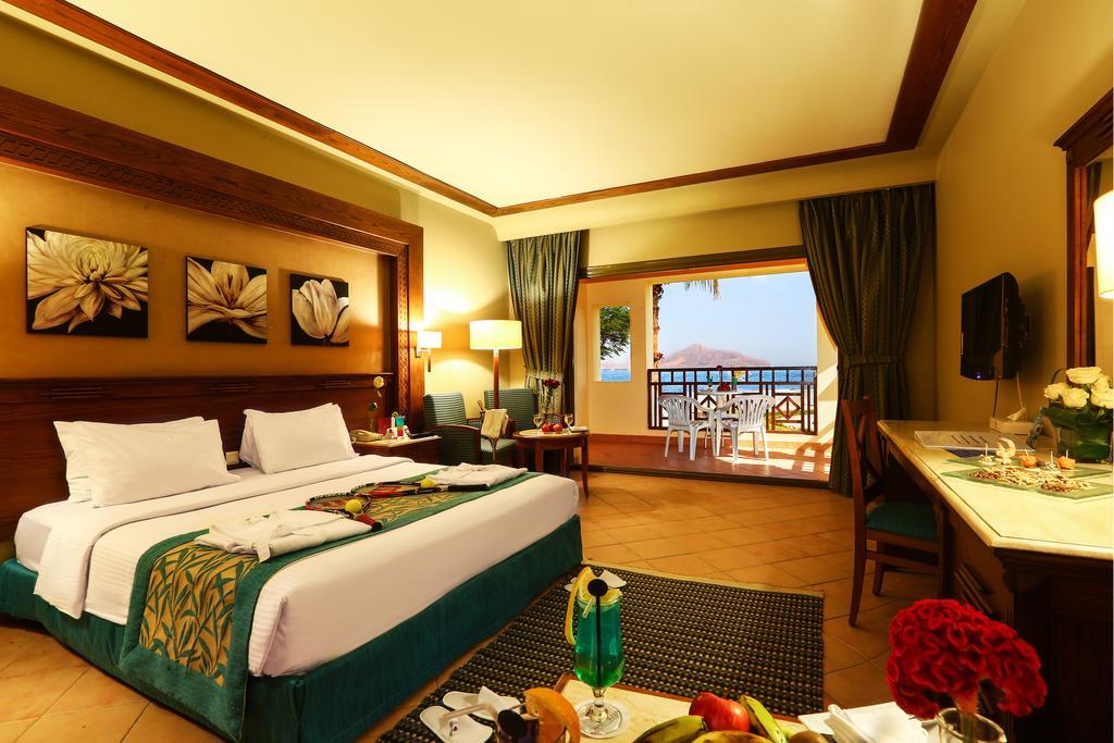Charmillion Club Resort Charm el-Cheikh Extérieur photo A room at the Hilton Sharm El Sheikh