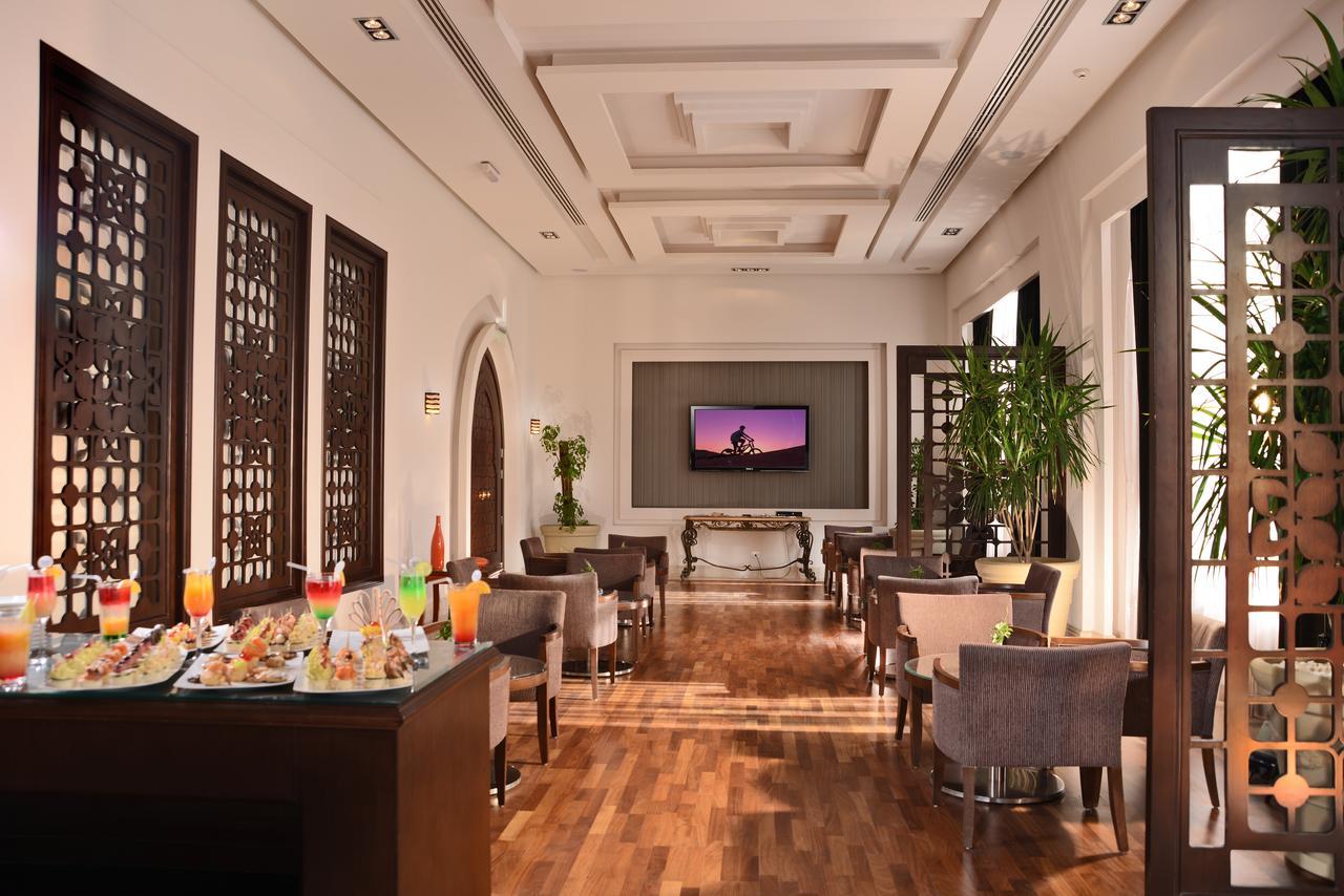 Charmillion Club Resort Charm el-Cheikh Extérieur photo The lounge at the airport