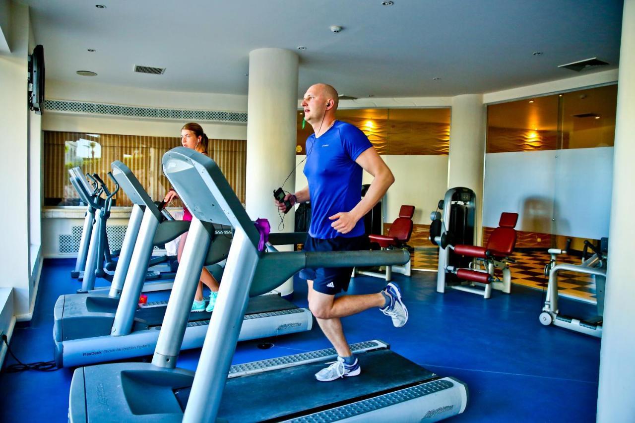 Charmillion Club Resort Charm el-Cheikh Extérieur photo A treadmill in a gym